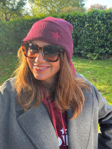 Star Beanie - Burgundy