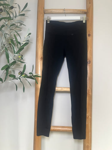 Second Skin Black Leggings Medium - Sample Sale